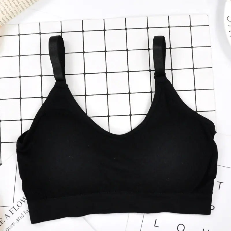 Underwire Sports Bra for Active Wear and Support
